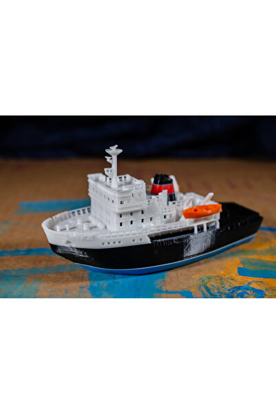 Genel Markalar BUZ KIRAN GEMİSİ SUDA YÜZEN