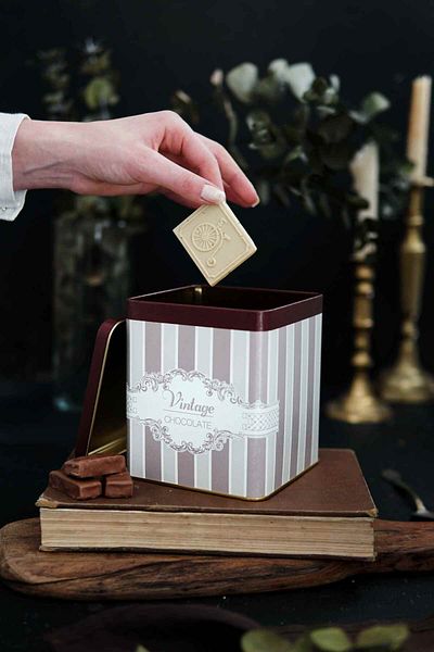 EVLE Er024-4j Elegance Chocolate Patterned Square Metal Storage Container 12x12 Cm