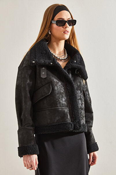 Bianco Lucci Women's Collar Buckle Laminated Short Coat 230060101003