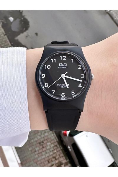 Q&Q  Women's Waterproof Plastic Cord Wristwatch
