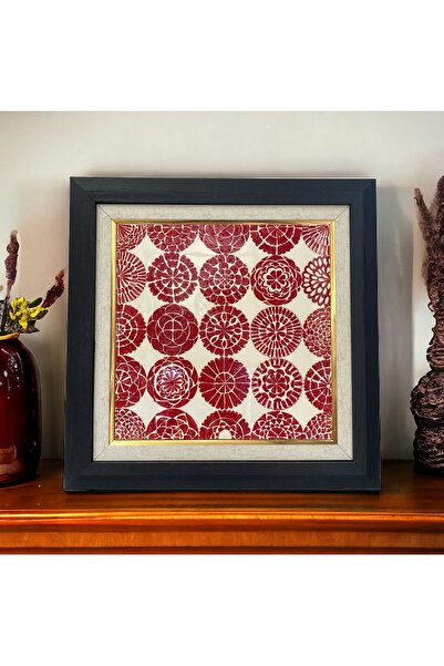 AYGEN Handmade Çini Seramik Çiçek Motifli Kırmızı Tasarım 36 x 36 Çerçeveli T...