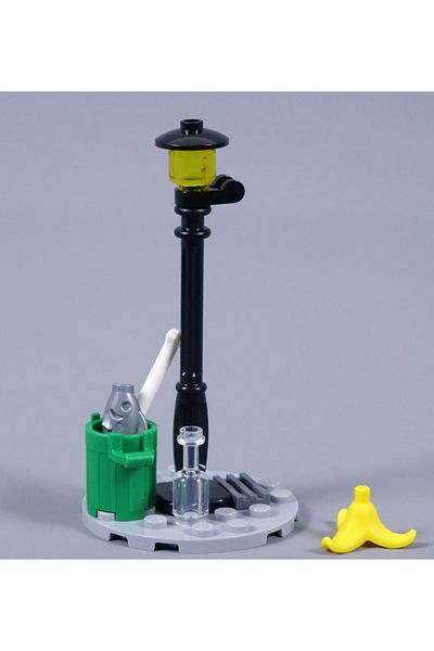 LEGO Marvel - Street Lamp Garbage Can Fish Bone Banana Bottle