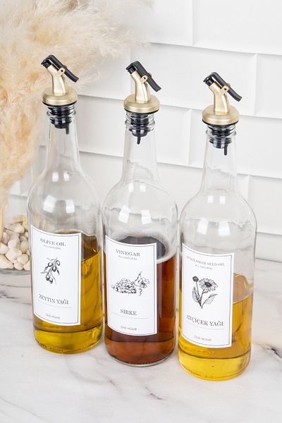 DNS HOME 3-Piece Glass Oil Pot Set with Gold Lock Head Olive Oil Vinegar Sunflower Oil Bottle Oil Pot 750 ml