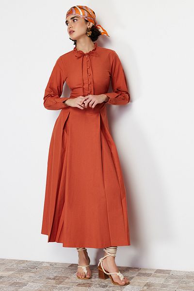 Trendyol Modest Λεπτομερές υφαντό φόρεμα με γιακά πλακάκι TCTSS24EB00149