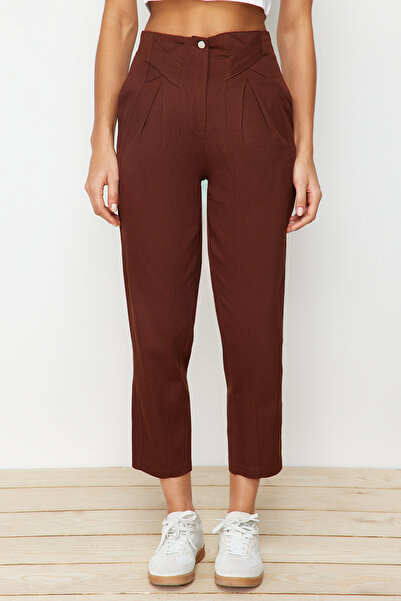 Trendyol Collection Hnědé tkané kalhoty s proužkovým vzorem hnědé bavlny TWOAW22PL0342