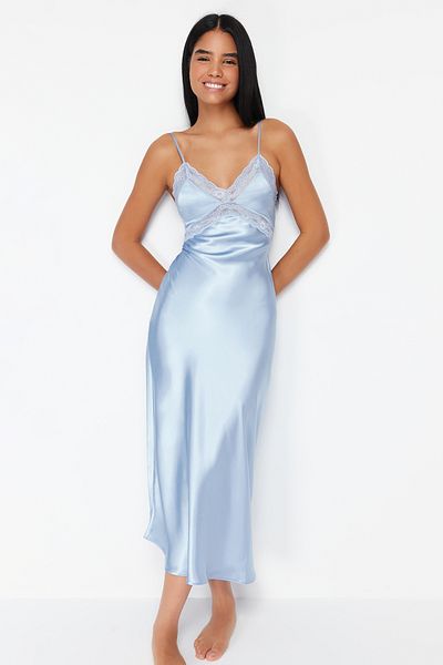 Trendyol Collection Satin gewebt - Hellblaues Nachthemd aus Spitze mit Kordelriemen und Rückendetail THMSS24GC00003