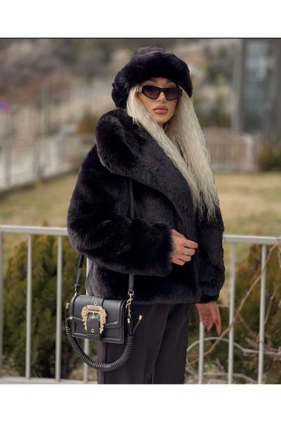 Axesoire 14623 Plush Black Heart Hat