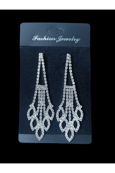 Nora Leaf Detailed Dangle Earrings
