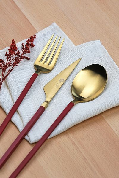 Glore Lisbon 6 Person Fork Spoon Knife Set Gold-red