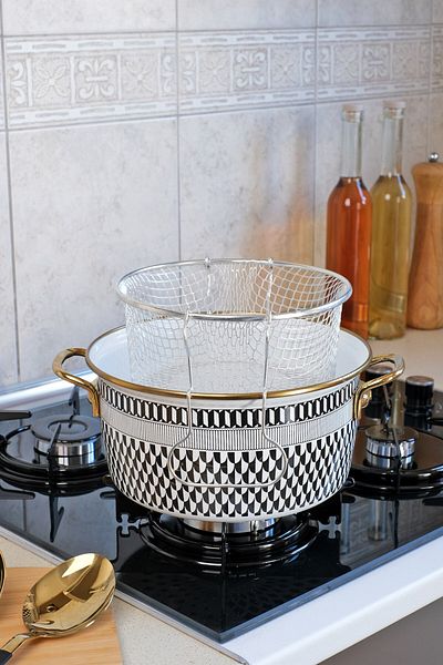 Glore Destina Patterned Enamel Frying Pot - Black Inside
