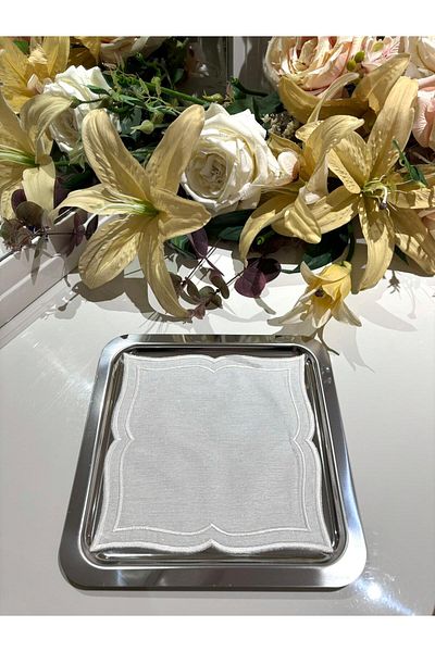 Nur Homing Square Silver Presentation Tray Set