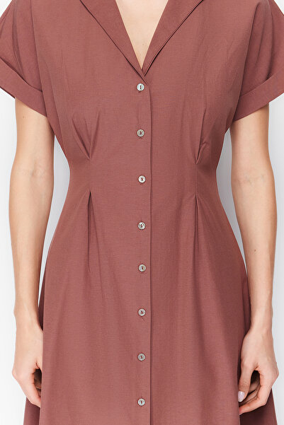 Trendyol Collection Μίντι υφασμένο πουκάμισο σε καφέ μέση TWOSS24EL00052