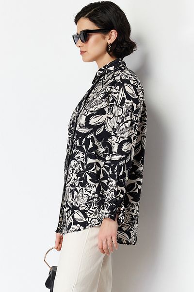 Trendyol Modest Black Piping Detailed Woven Viscose Floral Shirt TCTSS24TG00037