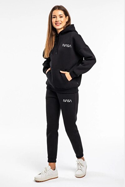 CAYA Kadın Siyah Baskılı 2 Iplik Polarlı Nasa Baskılı Eşofman Takımı