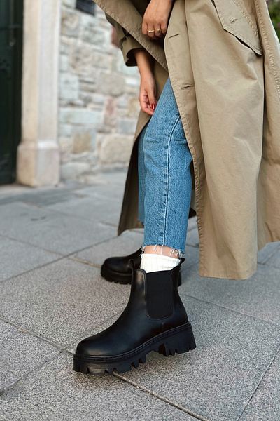 POLKA STORE Chelsea Elastic Side Bands Thick Sole Comfortable Elastic Matte Leather Black Short Mini Women's Boots