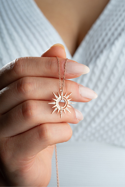 ESSARE 925 Ayar Gümüş Rose Kaplama Güneş Model Kolye
