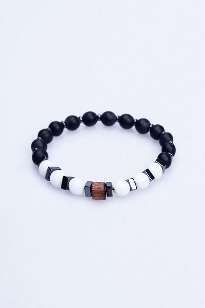 Tudors Natural Stone Men's Black Bracelet