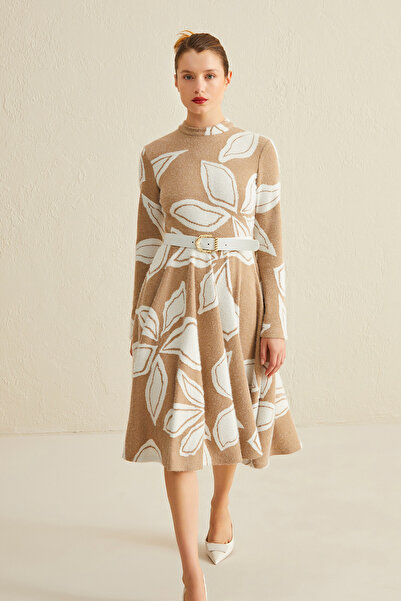 Jus De Pommes VİZON YAPRAK DESENLİ PELÜŞ TRİKO MİDİ ELBİSE