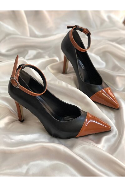 Hg Ayakkabı حذاء ويلما بكعب جلدي أسود اللون