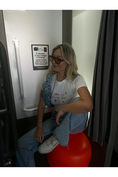 Jose Clothing Γυναικεία μπλούζα με κοντομάνικη στάμπα σε λευκό χρώμα