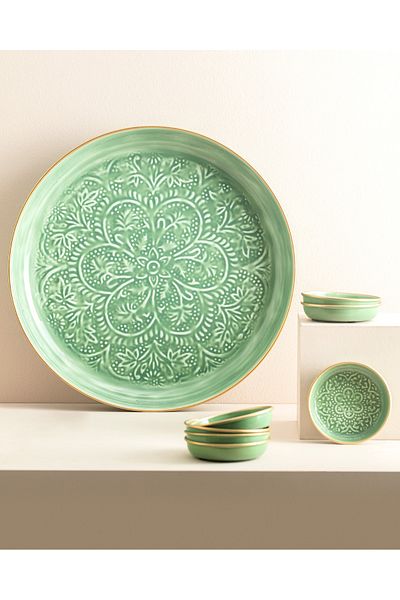 Madame Coco Soft Green Rosalie 8 Piece Plate Set