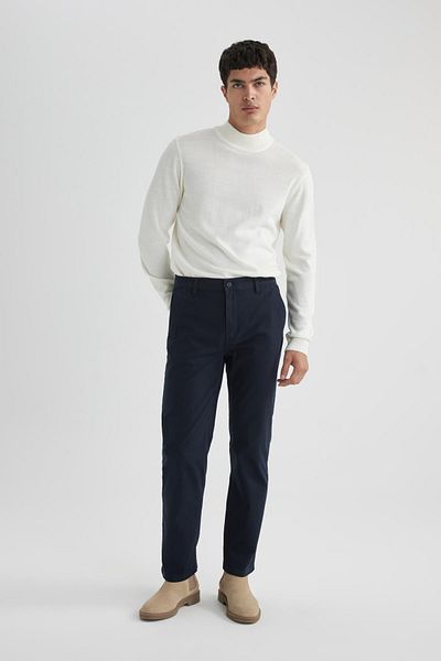DeFacto Normale Passform, Reißverschlusstasche, gerades Bein, Gabardine-Chino-Canvas-Hose B2088ax24sp
