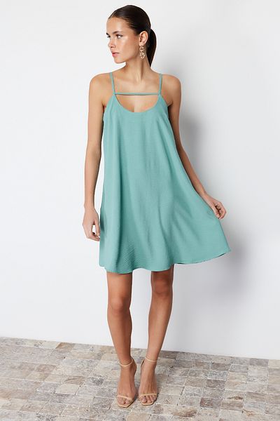 Trendyol Collection Μίνι υφαντό φόρεμα πράσινου, χαλαρό, κομμένο και κρεμαστό λαιμό, TWOSS22EL00594
