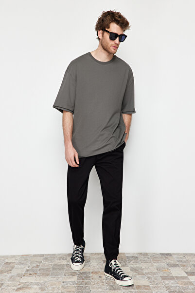 Trendyol Collection Μαύρο ελαστικό δέσιμο στη μέση Jogger Fit παντελόνι Gabardine TMNSS20PL0056