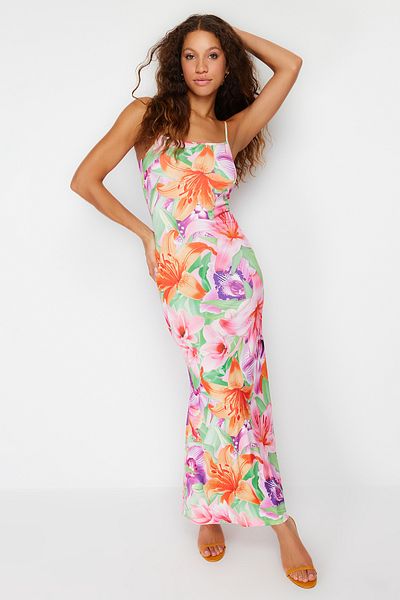Trendyol Collection Multicolor Floral Bodycone/Fitting Strap Maxi Stretchy Knitted Maxi Pencil Dress TWOSS23EL02435
