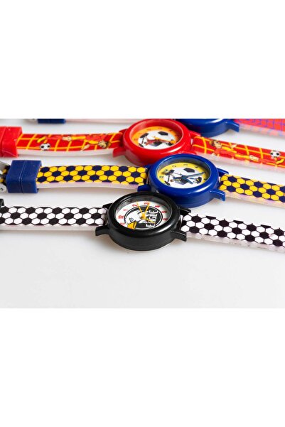 Coliseum FM ANALOG KIDS WRISTWATCH WITH SOCCER FIGURE BLACK AND WHITE