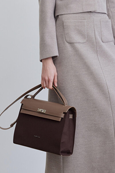 Manuka BŐR RÉSZLETES VÁSZONTÁSKA KÖNNYŰ KÁVÉ