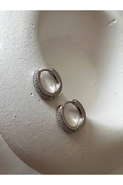 Esmeray Aksesuar Vip Çelik Platin Renk Çift Sıra Zirkon Taşlı Antialerjik Halka Küpe Genişlik 1,5 cm.