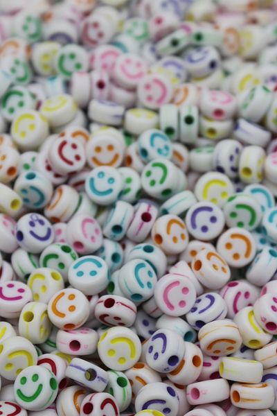 Hobimos 20 Pieces Smiley Face Beads - Colorful Smiley Face Beads on White