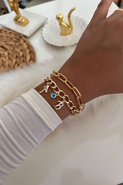 Trendy Butik يمكن اختيار الحروف الأولى باللون الذهبي. مجموعة سوار سلسلة عين الشر. العلوي