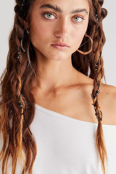 New Obsessions Accesoriu pentru păr cu ciucuri din piele intoarsa pentru dans boem