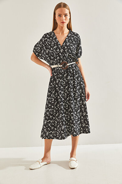 Bianco Lucci Dámské rozšířené šaty s elastickým pasem s páskem60101037