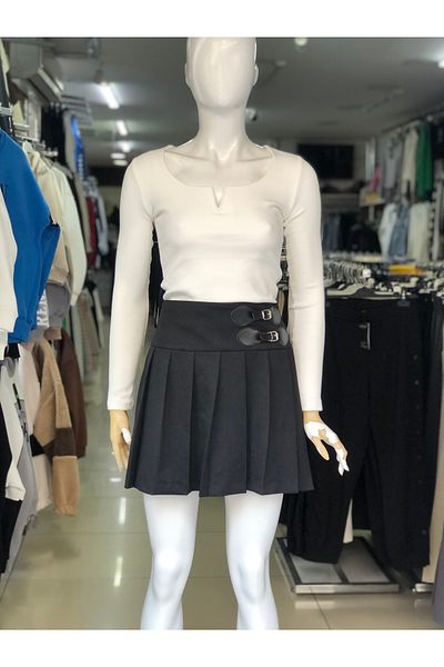 KAROL Black leather buckle Pleated mini skirt