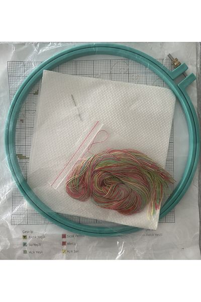 Tuva Kit pentru punct de cruce „Flori în coș”