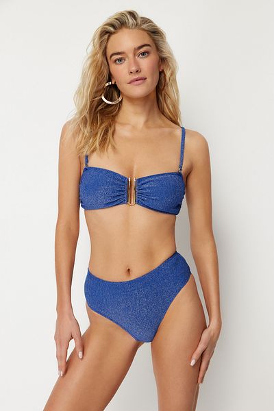 Trendyol Collection Trägerloser brasilianischer Bikini aus hochwertigem Stoff in Marineblau mit Glitzer - Accessoire TBESS24BT00054