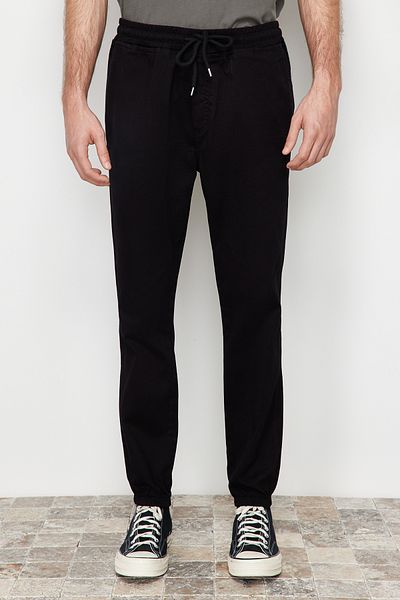 Trendyol Collection Schwarze Gabardine-Hose mit elastischem Bund und Jogginghose TMNSS20PL0056