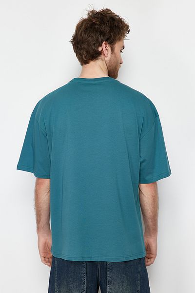 Trendyol Collection Smaragdově zelené základní oversize tričko 100% bavlna - TMNSS22TS0318