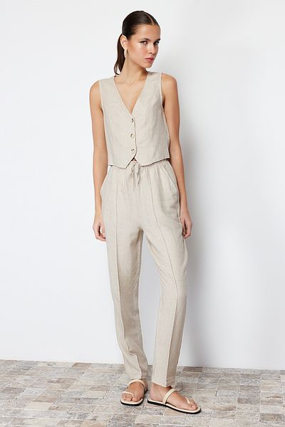 Trendyol Collection Beige Hose aus Baumwollleinen mit geradem Schnitt und elastischem Bund TWOSS24PL00063