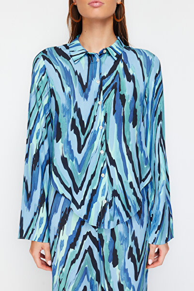 Trendyol Collection Absztrakt mintás strandruha szőtt inggel és nadrággal - TBESS24AU00003