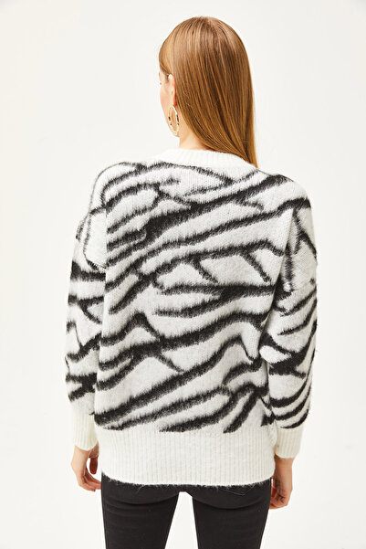 Olalook Pulover de damă, cu model alb-negru, cu textura moale, tricotaje groase KZK-19000801