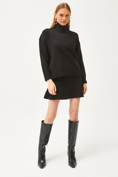 Olalook Women's Black Top Sweater Bottom Mini Skirt Knitwear Set TKM-19000260