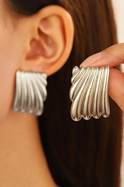 C&E Design Kadın Gümüş Renk Çizgili Plaka Küpe