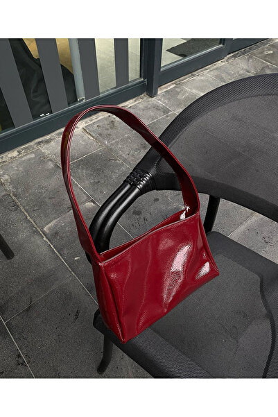 DEZ STORE Ιταλική γυναικεία τσάντα ώμου με σταφύλια γυαλιστερή μαλακή τσάντα