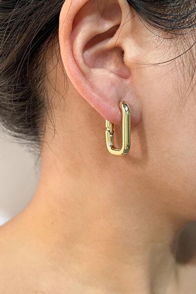 New Obsessions Minimalist Hoop Earrings