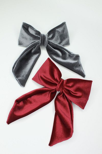 New Obsessions Gray - Claret Red Bow Buckle Set