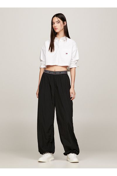 Tommy Jeans Normál inggallér tömör fehér női ing TJW CRP BADGE PÓLÓ